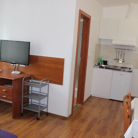 Apartments And Rooms Liburnija Opatija Luaran gambar