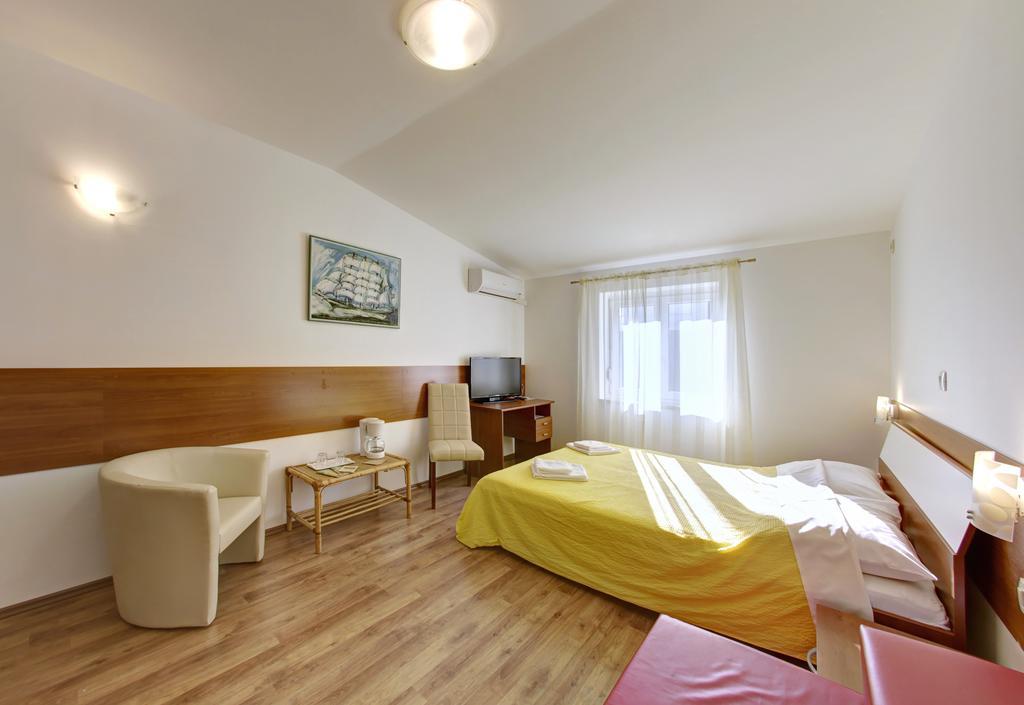 Apartments And Rooms Liburnija Opatija Luaran gambar