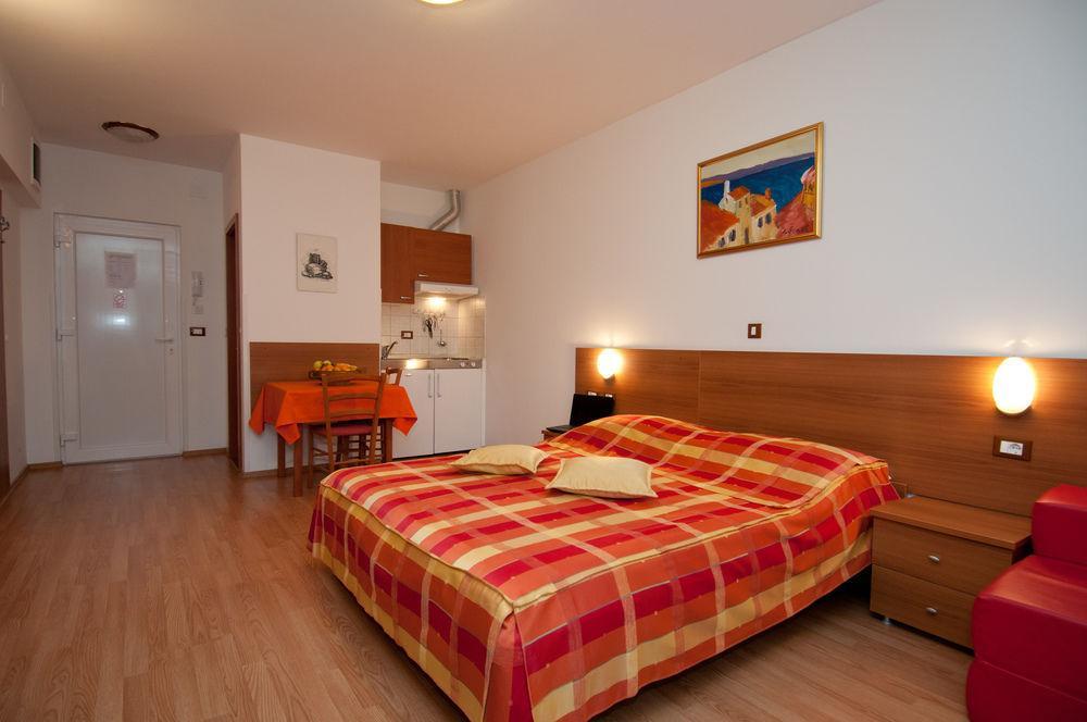 Apartments And Rooms Liburnija Opatija Luaran gambar