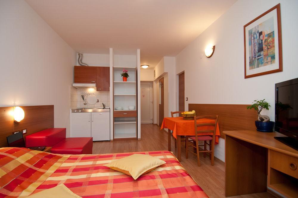 Apartments And Rooms Liburnija Opatija Luaran gambar