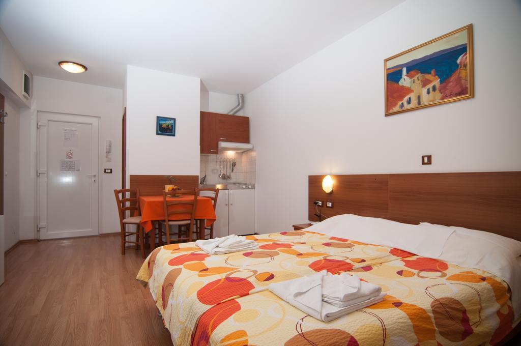 Apartments And Rooms Liburnija Opatija Luaran gambar