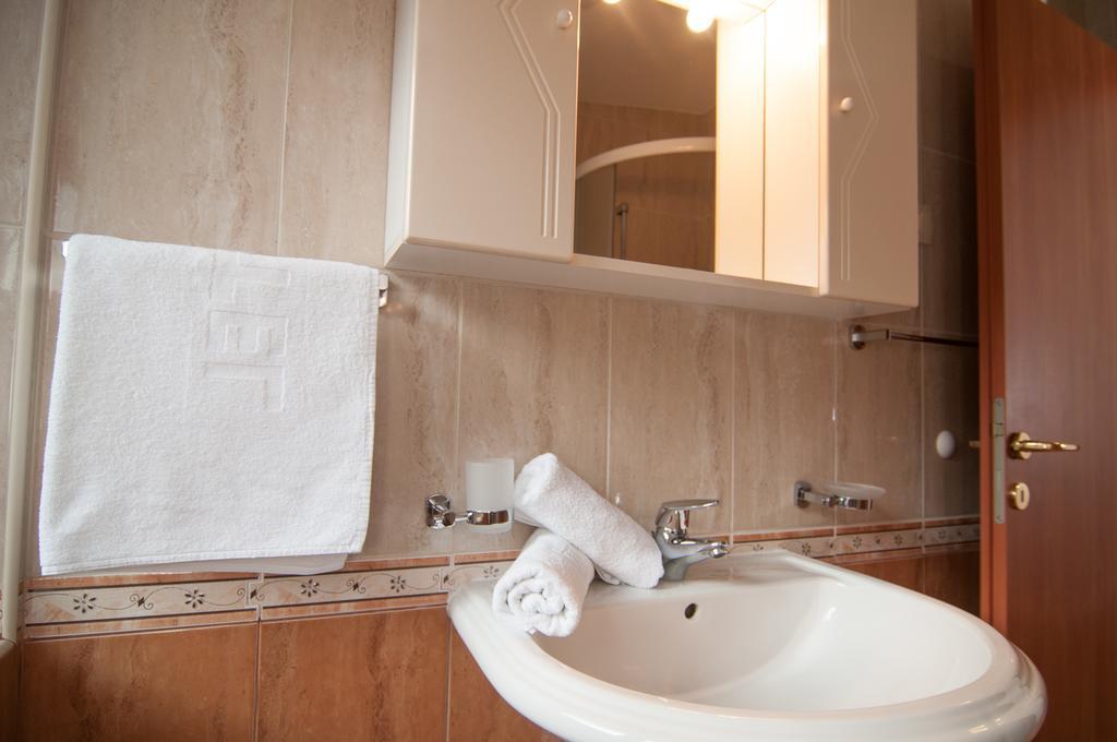 Apartments And Rooms Liburnija Opatija Luaran gambar